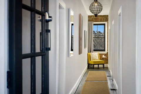 Fox And Hound - Gold Coast 4U 1