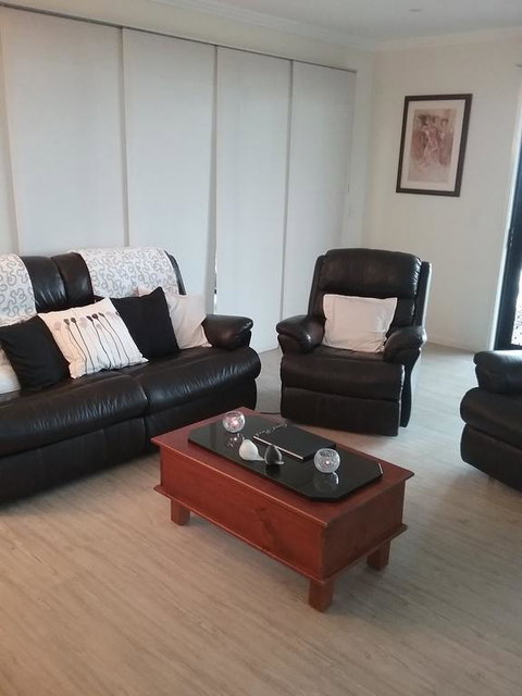 Fraser Views Bed And Breakfast - Accommodation Gold Coast 3