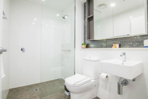 Free Wifi 1bed1bath Apartment At Chatswood - Gold Coast 4U 3