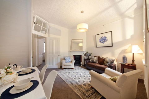 FUN TIMES In HUGE House 1 Minute To SYDNEY HARBOUR - Accommodation Gold Coast 0