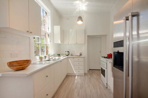 FUN TIMES In HUGE House 1 Minute To SYDNEY HARBOUR - Accommodation Gold Coast 2