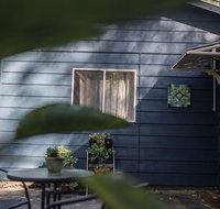 Funky Flat on Acreage - Accommodation Gold Coast