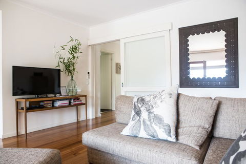 Furmston House & Studio - Accommodation Gold Coast 1