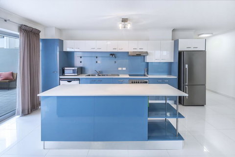 FV4006 Apartments - Accommodation Gold Coast 1