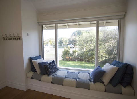 GALWAY COTTAGE - Accommodation Gold Coast 3
