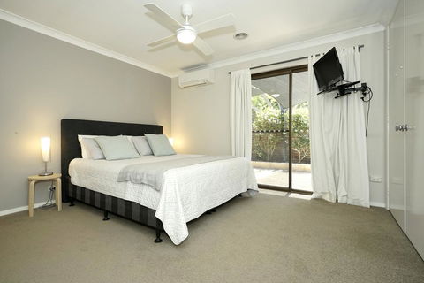Garden City Luxury Apt - 1 Gold Coast 3