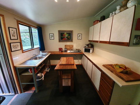 Garden Studio - 1 Gold Coast 2