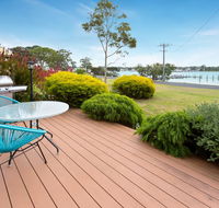 Getaway - waterfront island living - Accommodation Gold Coast