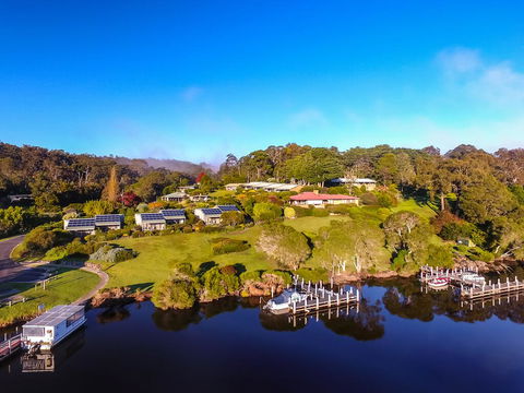 Gipsy Point Lakeside - Accommodation Gold Coast 0