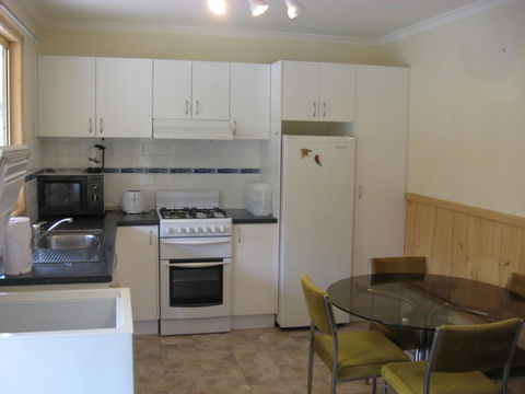 Glasford Crescent 7 KIOLOA - Gold Coast 4U 1