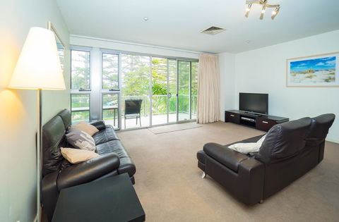 Glenelg Beachside Luxury Apartments - Accommodation Gold Coast 2