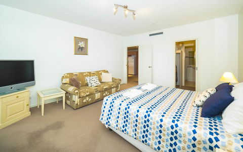 Glenelg Beachside Luxury Apartments - Accommodation Gold Coast 1