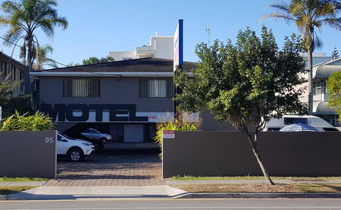 Gold Coast Airport Motel - Closest Privately Owned Accommodation To The GC Airport - Accommodation Gold Coast 3