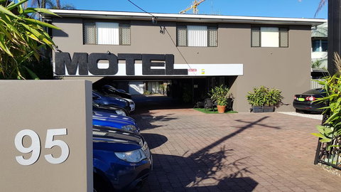 Gold Coast Airport Motel - Closest Privately Owned Accommodation To The GC Airport - Accommodation Gold Coast 0