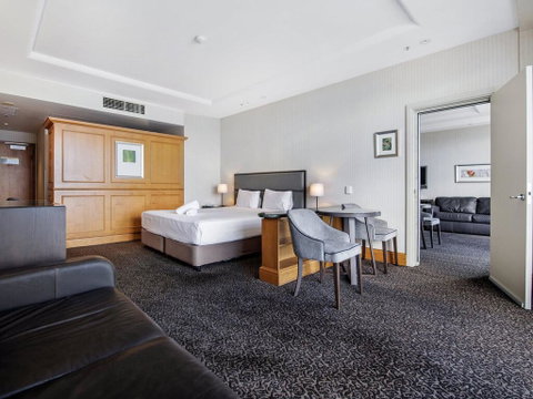 Gold Tower 20th Level Dual Key Ocean View - Accommodation Gold Coast 3