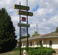 Golden Chain Garden Motor Inn Gundagai - Gold Coast 4U