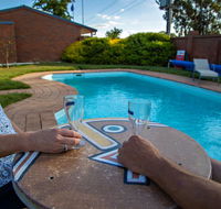 Golden Country Motel and Caravan Park - Accommodation Gold Coast