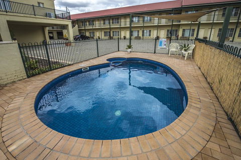 Golden Guitar Motor Inn - Gold Coast 4U 3