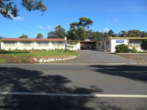 Golden Hills Motel - Accommodation Gold Coast 1