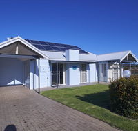 Golf and Beach Retreat - Accommodation Gold Coast