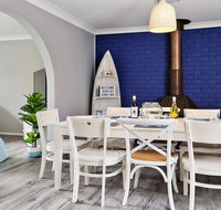 Gone Fishing - air conditioned crisp and clean - Accommodation Gold Coast