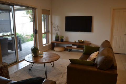 Gone To Barossa - Gold Coast 4U 2