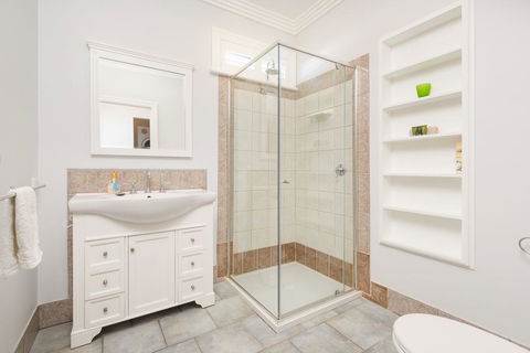Gorgeous Alma St Villa - Gold Coast 4U 2