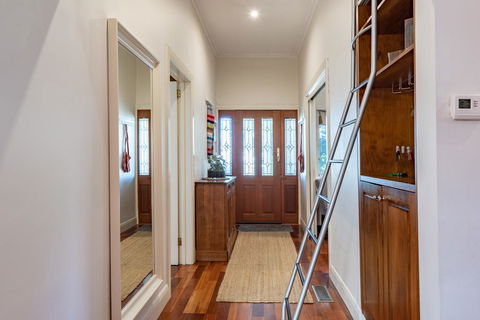 Gorgeous Family Retreat - Accommodation Gold Coast 3