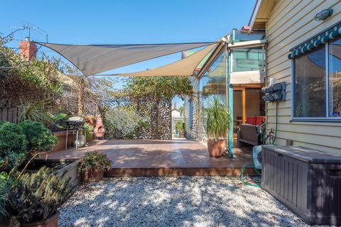 Gorgeous Family Retreat - Accommodation Gold Coast 1