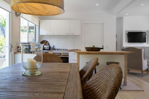 Grand Capella Villa 1 - Accommodation Gold Coast 2