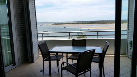 Grand Hotel Apartments Gold Coast By Owner - 1 Gold Coast 3