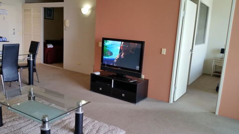 Grand Hotel Apartments Gold Coast By Owner - 1 Gold Coast 2
