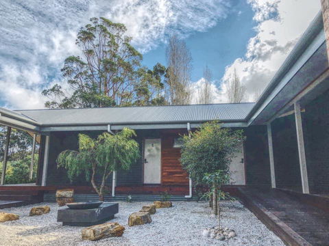GRAPE JUICE STUDIOs 4km To Town And Surfers Point - Gold Coast 4U 0