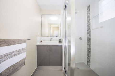 Grasstree Beachfront Shacks - Gold Coast 4U 3