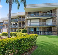 Great location close to waterfront Shops Restaurants and Cafes. - 1 Gold Coast