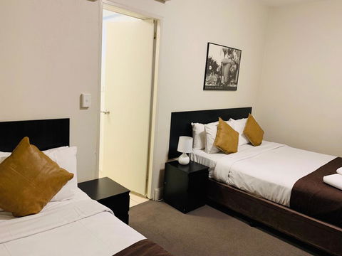 Greenwich Inn Motel - Gold Coast 4U 1
