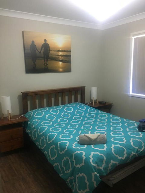 Grey Pebbles - Accommodation Gold Coast 2