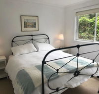 Griffith St Beach House - Gold Coast 4U