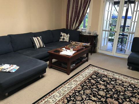 Guest House On Hyde - Accommodation Gold Coast 2