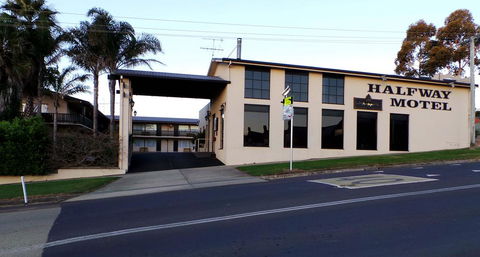 Halfway Motel - Accommodation Gold Coast 0
