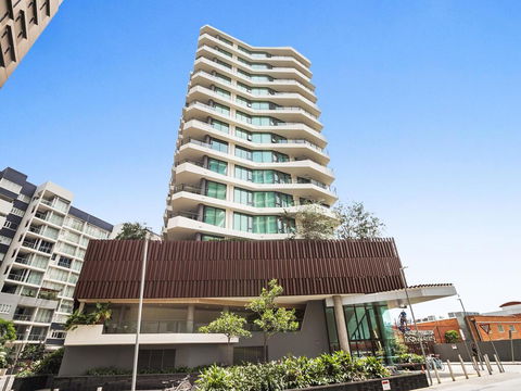 HARBOURSIDE- Hosted By: L'Abode Accommodation - Accommodation Gold Coast 3