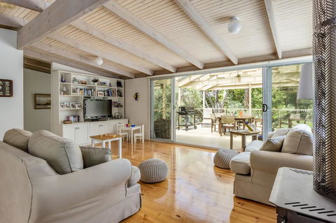 Harry's Retreat - Accommodation Gold Coast 0