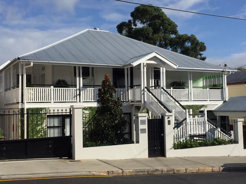Heal House - Accommodation Gold Coast 0