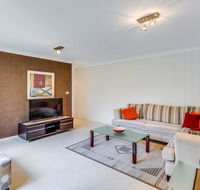 Hear the waves at Anna Bay - Gold Coast 4U