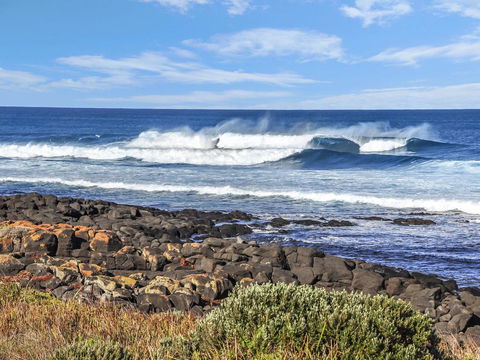 HEARN'S BEACHSIDE VILLA 4 - Gold Coast 4U 2