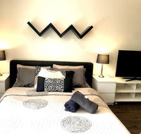 Heart of Manly Apartment - Gold Coast 4U