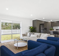 Heartland and Burrows - 450m to beach - Accommodation Gold Coast