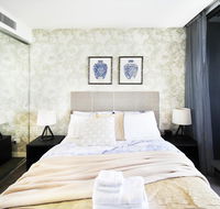 Hearty Milton Apartments - Gold Coast 4U
