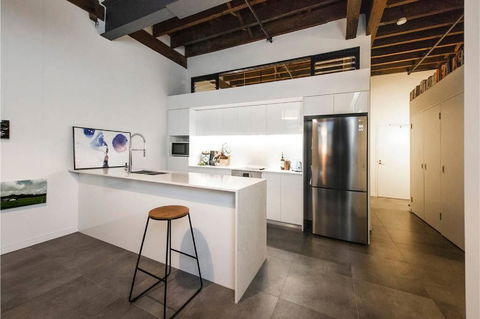 Heirloom Flat - Heart Of Fremantle - Accommodation Gold Coast 2