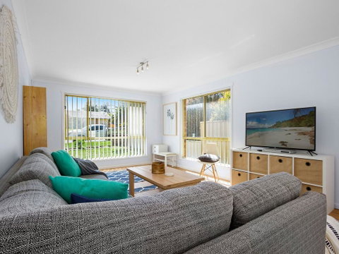 Hello Sunshine - 50m To Beach Access - Accommodation Gold Coast 3